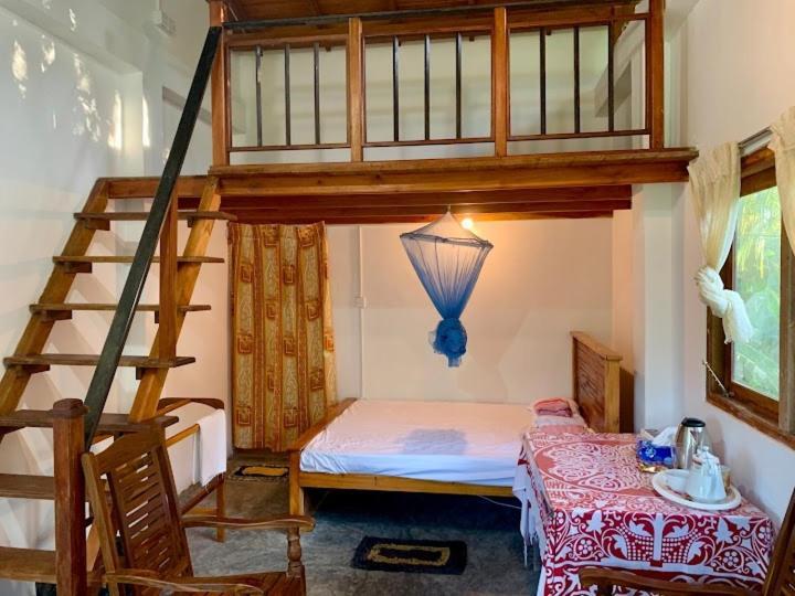 Sunil'S Homestay Sinharaja Kalawana Chambre photo