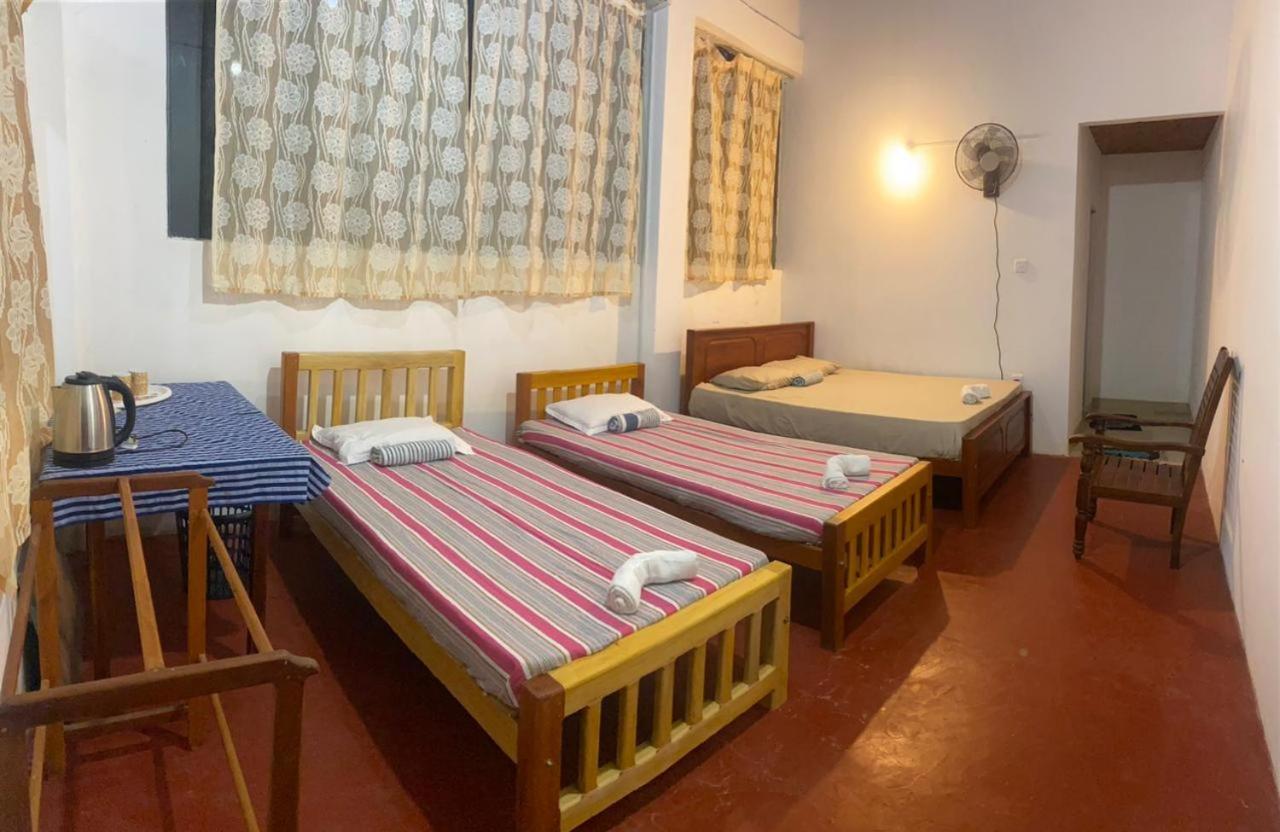 Sunil'S Homestay Sinharaja Kalawana Chambre photo